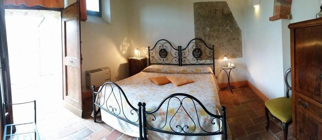 Agriturismo Podere Alberese Asciano Rom bilde