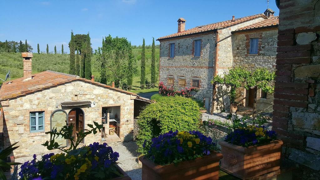 Agriturismo Podere Alberese Asciano Eksteriør bilde